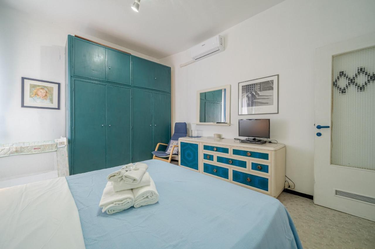 Into The Blue Seaside Flat Apartment